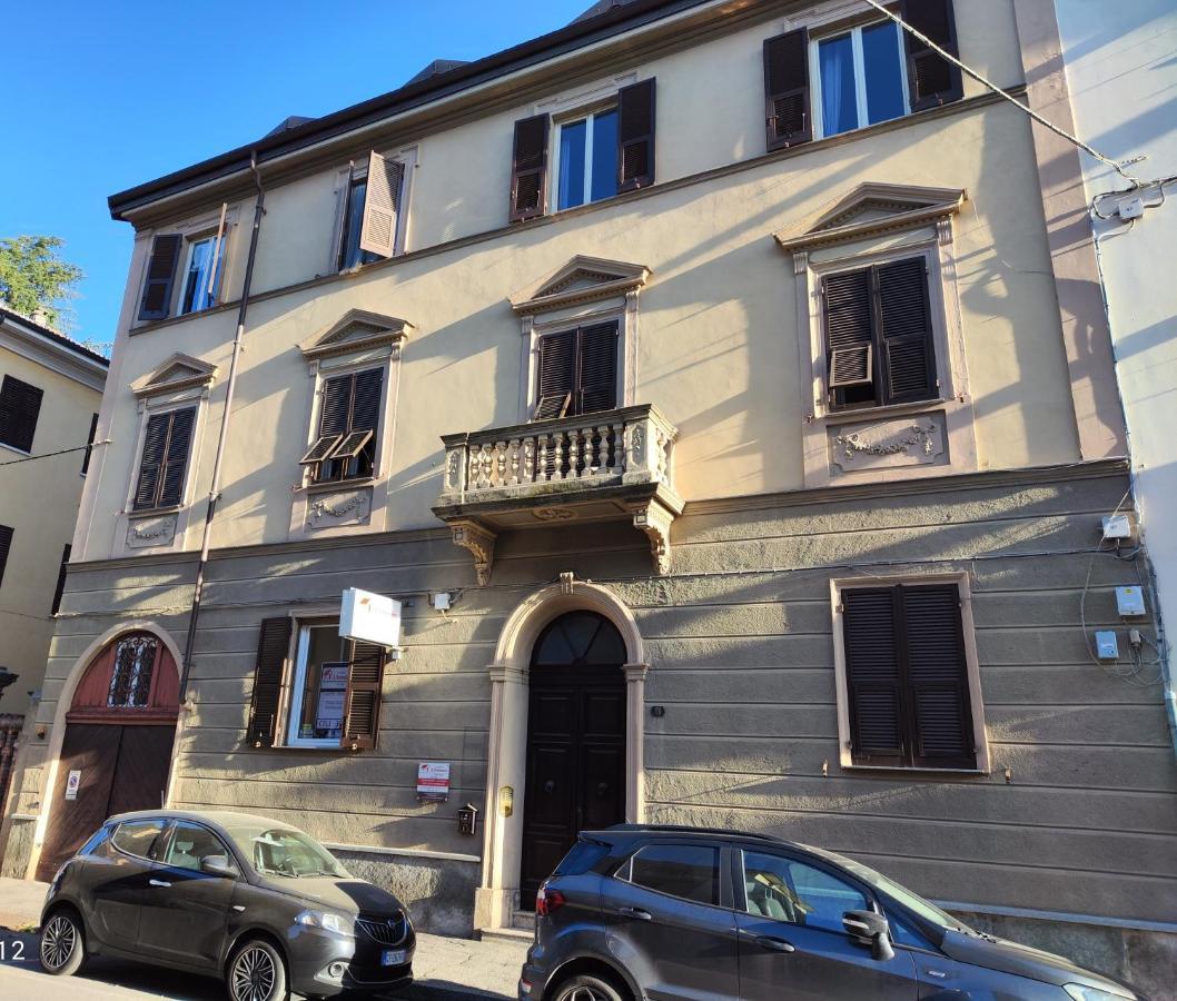 Appartamento Al Novecento Novi Нови-Лигуре Экстерьер фото